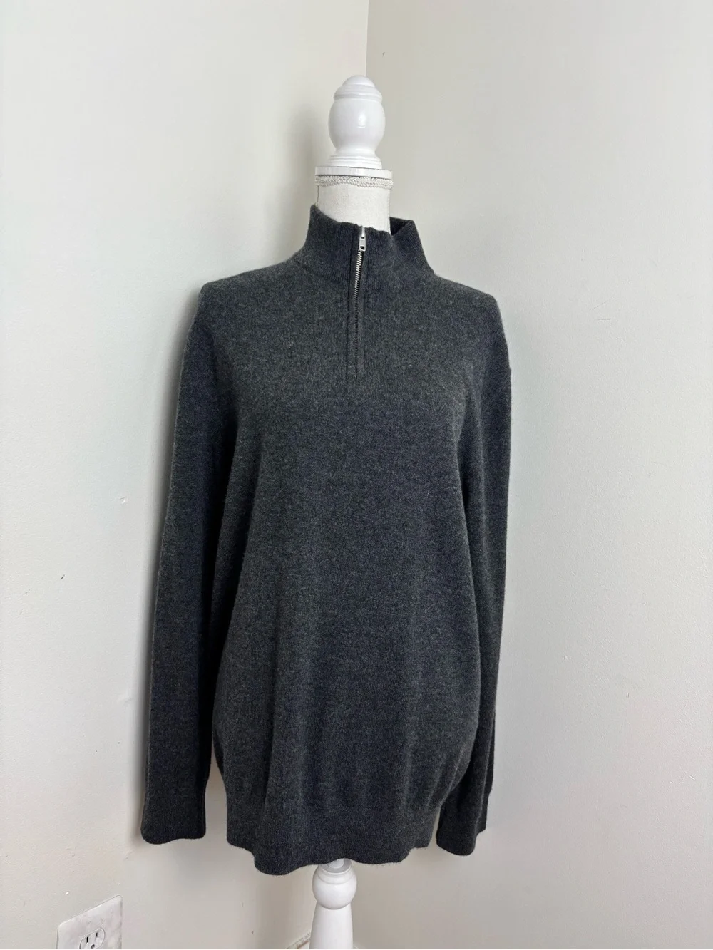 Quince Mongolian Cashmere Quarter Zip Sweater In Charcoal Size Large